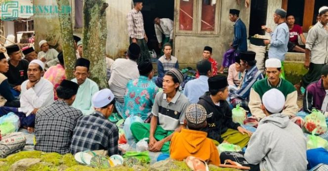 Ilustrasi, Sumber; Tradisi Tahlilan Sumberanyar Situbondo