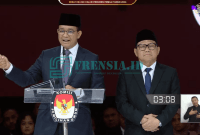 Anies Baswedan Bersama Gus Muhaimin saat Debat Terakhir Pilpres 2024 (Foto: Tangkapan Layar Youtube @KPU RI)