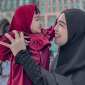Momen Kebersamaan Ria Ricis Ketika Umroh Bersama Anak Semata Wayangnya, Moana (Foto: Instagram @riaricis1795