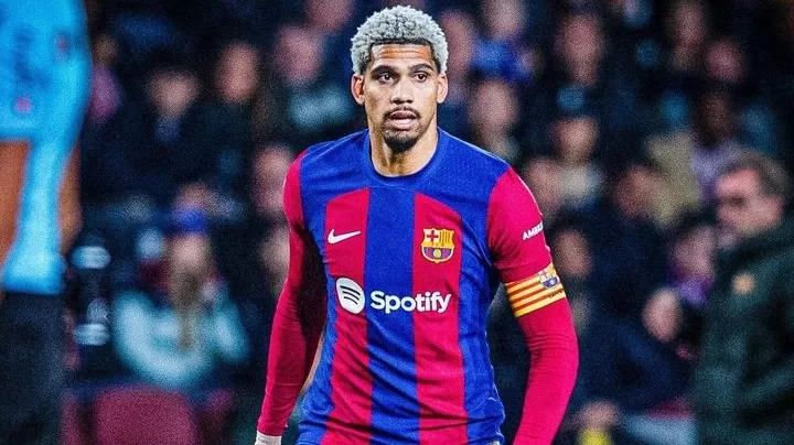 Gambar tangkapan layar akun Instagram ronaldaraujo_4