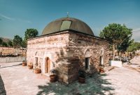 Photo by Berkay AK on <a href="https://www.pexels.com/photo/seyyid-mahmut-pasa-turbesi-in-usak-12247018/" rel="nofollow">Pexels.com</a>