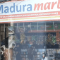 Madura Mart - Warung Kelontong Khas Madura - Buka 24/7, Hari kiamat buka setengah hari.