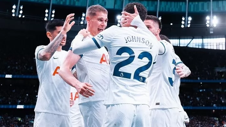 Gambar tangkapan layar akun Instagram spursofficial 