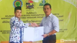 Gambar Komitmen Kampus Merdeka! FTIK UIN KHAS Jember Tanda Tangani MoU Asistensi Mengajar International (Sumber: Istimewa)