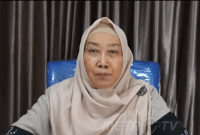 Rektor Unri, Sri Indarti saat menyampaikan penjelasan Pencabutan Laporan Mahasiswa yang Kritik Kenaikan UKT (Sumber: YouTube @Metro TV)