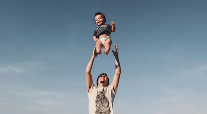 Ilustrasi Kedekatan Ayah dengan Anak (Sumber: Pexels/ punchbrandstock)