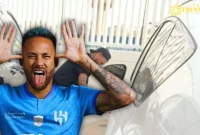 Gambar Tak Habis Pikir! Neymar Tusuk Ban Mobil Rekan Setim Dengan Pisau (sumber: @neymarjr)