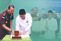 Rektor UIN KHAS Jember Bersama Kepala Kejari Jember dalam Penandatangan Kerjasama