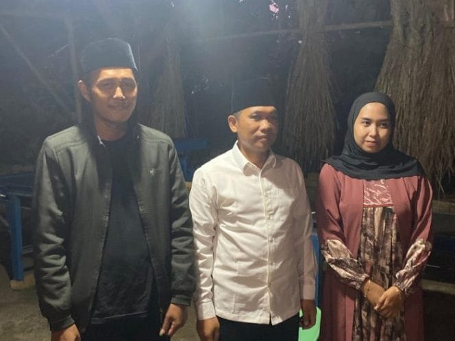 Hasan dan Istri pengusaha briket kualitas ekspor asal Lumajang, saat dikunjungi oleh calon Bupati Lumajang Thoriqul Haq - Foto Istimewa  (Sam Ridwan/Frensia.id)