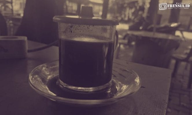 Gambar Cafe Modern, Ternyata Bentuk Revolusi Ngopi Zaman Klasik (Sumber: Mashur Imam/Picture)