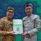 Gambar DPP PKB Resmi Usung Ra Hamid Sebagai Cabup Bondowoso, Berharap Kiai Jadi Aktor Percepatan Pembangunan (Sumber: Frensia Grafis)
