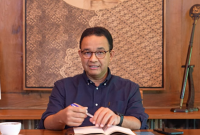 Anies Baswedan dalam Catatan Anies Pasca Pilpres dan Pendaftaran Pilkada 2024 (Sumber: Tangkapan Layar YouTube @Anies Baswedan)