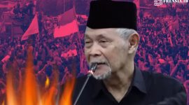 Gambar Tangis Gunawan Muhammad, DPR Yang Melawan Konstitusi Harus Dibubarkan (Sumber: Ilustrasi/Frensia)