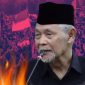 Gambar Tangis Gunawan Muhammad, DPR Yang Melawan Konstitusi Harus Dibubarkan (Sumber: Ilustrasi/Frensia)