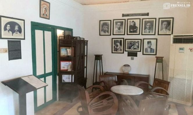 Gambar Tempat Bersejarah, Jejak Asmara Soekarno Dengan Putri Bapak Kostnya (Sumber: Istimewa)