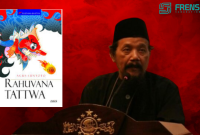 buku karya KH Agus Sunyoto (Ilustrasi/Arif)