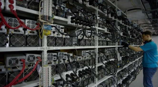 Kementrian Keuangan Rusia mulai berlakukan Pajak untuk Penambangan Crypto - Russian Goverment.