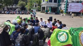 Gambar Peduli! Didemo Puluhan Mahasiswa, Dekanat FTIK UIN KHAS Siap Tindak Lanjuti (Sumber: Istimewa)