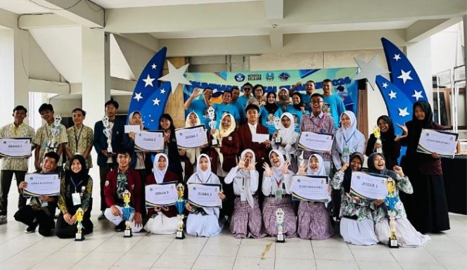 Perdana Di Jember, MGMP Sejarah Gelar Lomba Esai Dan Olimpiade Sejarah Se-Tapal Kuda (Sumber: Istimewa)

