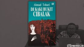 Gambar Di Kaki Bukit Cibalak, Novel Yang Tuntas Gambarkan Kemiskinan Era 1970an (Sumber: Faiq Al Himam/Grafis)