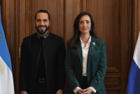 Senator Argentina memperlihatkan ketertarikannya terhadap Bitcoin saat mereka menyambangi Presiden El Salvador Nayib Bukele untuk membahas crypto.