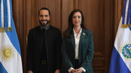 Senator Argentina memperlihatkan ketertarikannya terhadap Bitcoin saat mereka menyambangi Presiden El Salvador Nayib Bukele untuk membahas crypto.