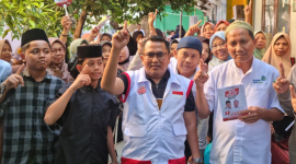 H. Sholihin, Calon Wakil Walikota Bekasi Pilkada 2024 saat Berkampanye (Sumber: Facebook @Bang Sholihin)