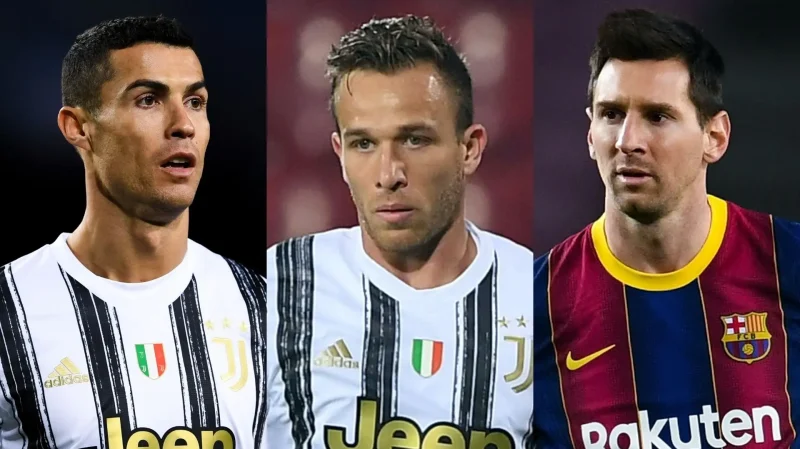 Arthur Melo Beberkan Perbedaan Cristiano Ronaldo dan Lionel Messi 

(Sumber foto: acefootbal.com)