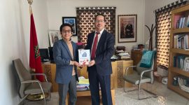 Kolaborasi Fikih Mitigasi: Dosen UIN KHAS Jember Terima Penghargaan dari Universitas Tertua di Dunia (Sumber: Istimewa)