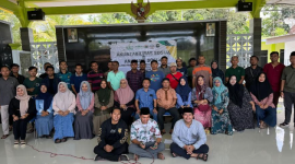 Masyarakat Desa Selokbesuki ikuti arahan penuh tim Lakpesdam PCNU Lumajang untuk program akuntabilitas sosial.