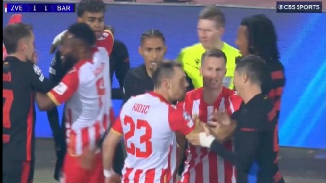 Barcelona vs Red Star: Raphinha Jadi Penyelamat Lamine Yamal dari Pengeroyokan

(Sumber foto: Istimewa Frensia.Id)