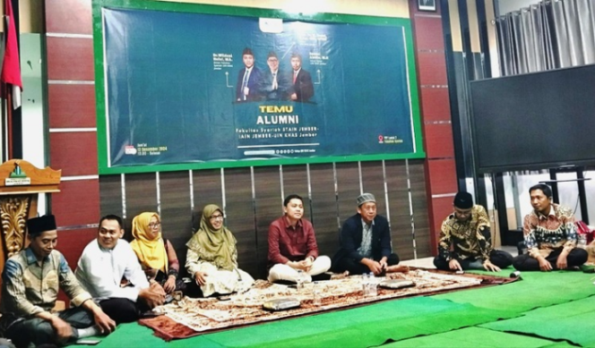 UIN KHAS Jember Gelar Temu Alumni, Dekan Fakultas Syariah: Alumni Miliki Peran Penting dalam Melakukan Reflexive Loop (Sumber: Frensia.id/ Faiq Al Himam)
