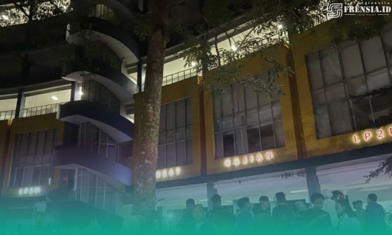 Gambar Mahasiswa FISIP UNEJ Lompat dari Lantai 8 (Sumber: Frensia/Gita Pamuji)