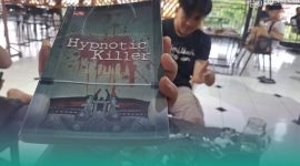 Gambar Hypnotic Killer, Novel Tentang Seorang Penulis Cerpen Misterius (Sumber: Jibriel At For.rest) 