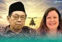 Gambar Karena Gus Dur, Peneliti Inggris Sebut Demokrasi Indonesia Bangkit, Tapi Militerisme Belum Terkalahkan (Sumber: Frensia Grafis)