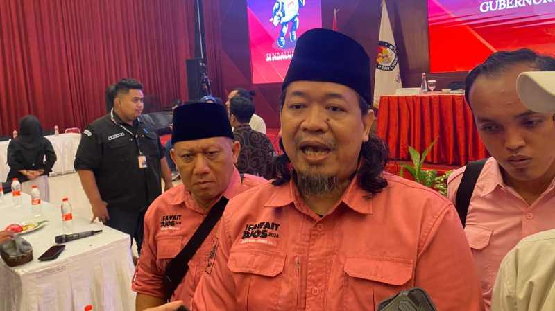 Rekapitulasi Kabupaten Selesai Dihelat, Gogot Cahyo Baskoro: Sudah Tidak Ada Lagi 01 ataupun 02, Semuanya Merupakan Masyarakat Jember (Sumber foto: Sigit/Frensia.Id)