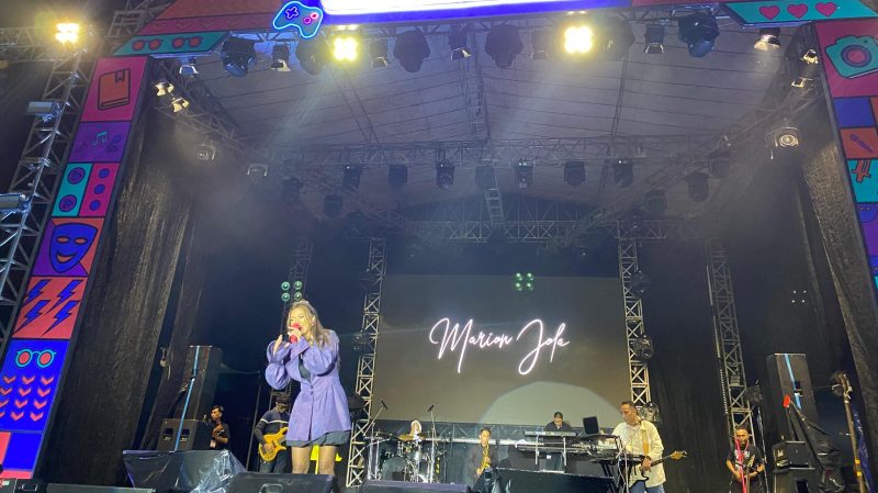 Konser Perdana di Sevendream, Marion Jola: Jember Energinya Wow (Sumber foto: Sigit/Frensia.Id)