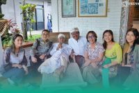 Gambar Fadli Zon Kunjungi House of Arie Smit, Sebut Cocok Jadi Museum (Sumber: Media X Fadli Zon)