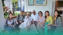 Gambar Fadli Zon Kunjungi House of Arie Smit, Sebut Cocok Jadi Museum (Sumber: Media X Fadli Zon)