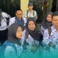 Isak Tangis Guru Honorer Tak Jadi Lolos PPPK Pecah di Depan Kantor  DPRD Jember
(Sumber: Istimewa)
