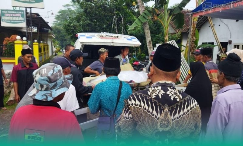 Gambar Memilukan! Hanyut di Sungai, Pasutri Di Jember Ditemukan Tak Bernyawa (Sumber: Istimewa)