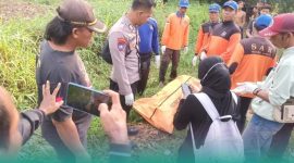 Gambar Pasutri 3 Hari Hanyut Di Sungai, Jasad Sang Istri Ditemukan Di Teluk Love (Sumber: Istimewa)