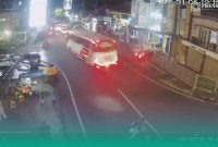 Gambar Pray For Batu: Bus Pariwisata Tabrak Sejumlah Pengendara, 4 Tewas (Sumber: Cupture Layar Medsos)