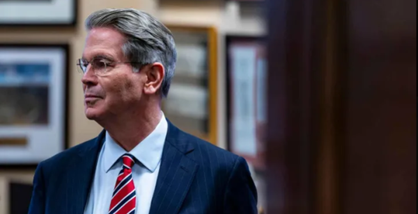 Calon Menteri Keuangan AS Scott Bessent