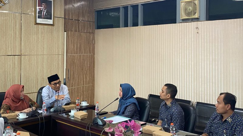 JPK Berakhir! Program Layanan Kesehatan Gratis Tergabung Dalam JKN, Begini Kata Ketua Komisi D DPRD Jember (Sumber foto: Sigit/Frensia.Id)