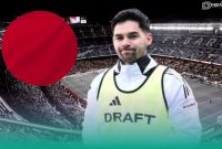 Gambar Para penggemar sepak bola di Jepang tengah kecewa dengan keputusan pelatih Yokohama F. Marinos yang belum juga memberikan kesempatan debut  (Sumber: Frensia Grafis)