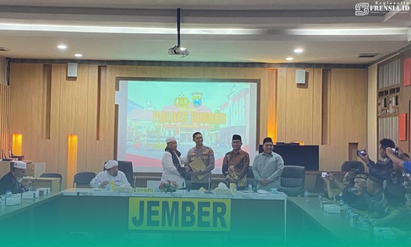Gambar Sejumlah Tokoh Agama dan Politik Datangi Polres Jember, Minta Serius Berantas Narkoba dan Miras (Sumber: Istimewa)