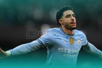 Selebrasi Omar Marmoush usai Mencetak Gol ke Gawang Newcastle (Sumber: Tangkapan Layar Manchester EveningNews/AFP)