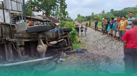 Truk Terseret Kereta Api Sejauh 50 Meter Di Jember, Satu Orang Meninggal Dunia (Sumber Gambar: Istimewa)