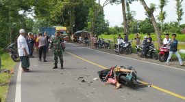 Tabrakan Bus dan Sepeda Motor di Jember, 1 Orang Tewas (Sumber foto: Istimewa)